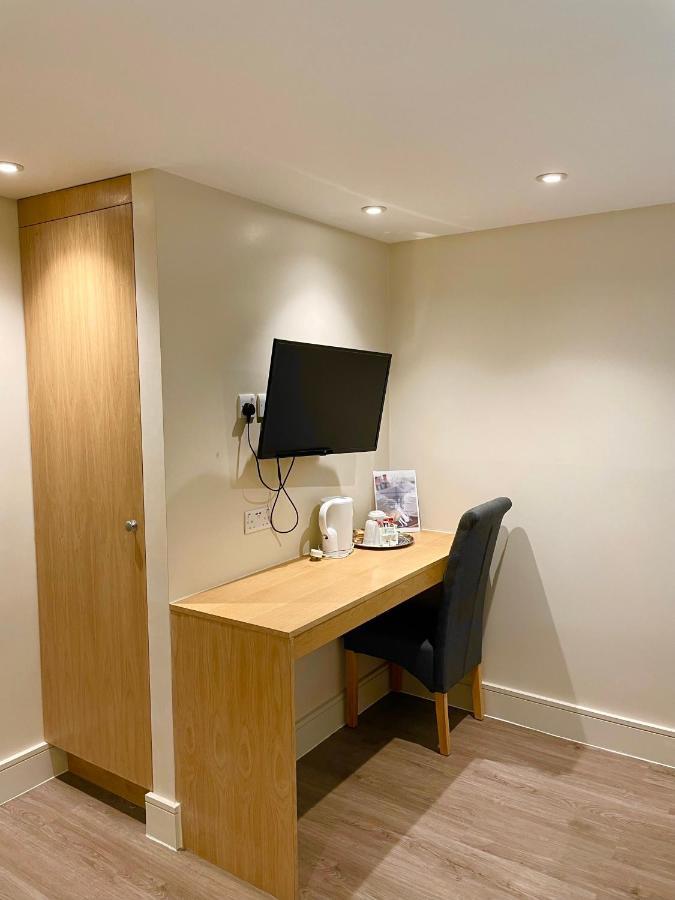 Holtwhites Hotel 3*